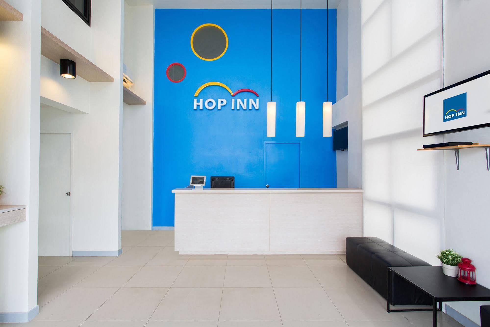 Hop Building A Hotell